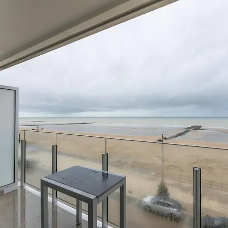 With A Beautiful Terrace And Sea View Διαμέρισμα Middelkerke